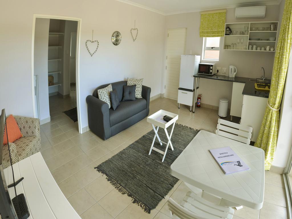 Addo River-View Lodge โคลเชสเตอร์ ภายนอก รูปภาพ